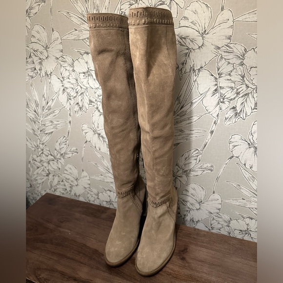 Vince Camuto Over The Knee Madolee Boot Womens 10 (runs small) Suede Tan Taupe - Picture 3 of 11
